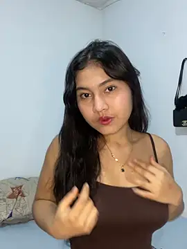 Xaannder online show from May 10, 2026, 3:12 am