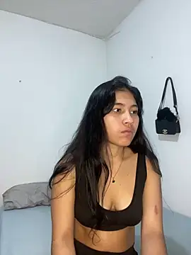 Xaannder online show from May 13, 2026, 2:09 am