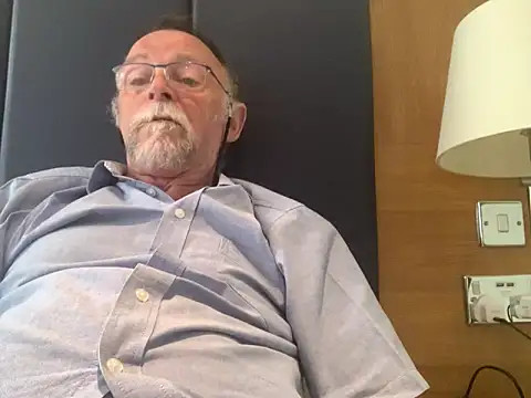 Moonraker64 online show from June 17, 2026, 3:24 pm