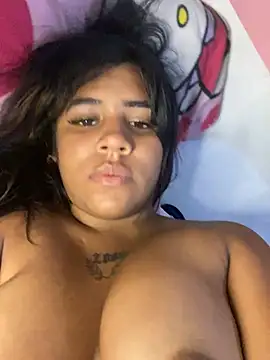 chiki1414 online show from May 9, 2026, 12:21 pm