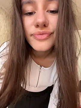 Snapshot of Selena_Mur_ chatting on July 6, 2026, 6:10 am Selena Mur online show from July 6, 2026, 6:10 am