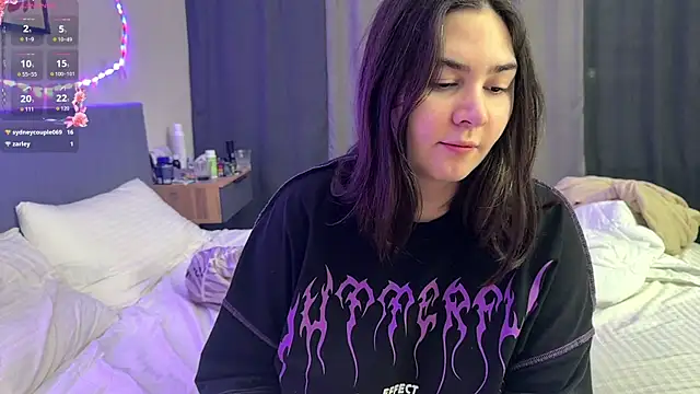 hot vampire online show from May 12, 2026, 7:00 pm