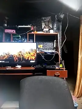 demoni0802 online show from May 13, 2026, 5:38 am