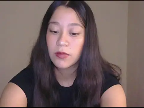 Meryxxxo online show from May 8, 2026, 4:12 pm
