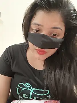 Joya-02 online show from June 29, 2026, 7:36 pm