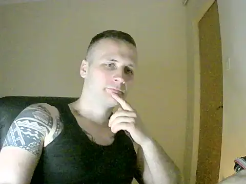 MacMillan69 online show from May 7, 2026, 10:48 pm