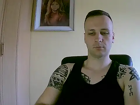 MacMillan69 online show from May 11, 2026, 12:44 pm