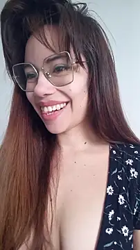 Snapshot of DonaDupont chatting on May 14, 2026, 2:02 pm DonaDupont online show from May 14, 2026, 2:02 pm