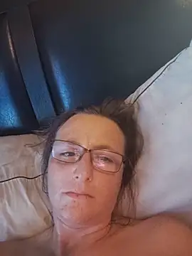 Queenle91 online show from May 19, 2026, 2:29 am