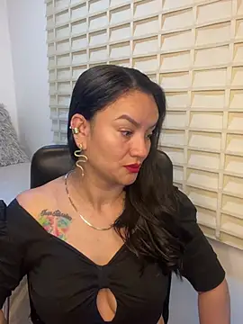 Ameliia Morgan online show from May 17, 2026, 2:53 am