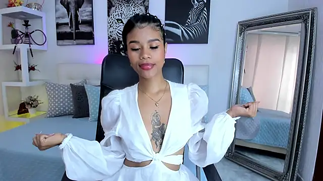 lilith-lior online show from May 12, 2026, 12:24 pm
