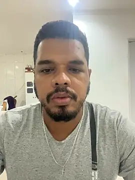 Falcaohot online show from May 17, 2026, 11:34 pm