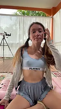 Mini girl do it better online show from May 13, 2026, 2:53 am