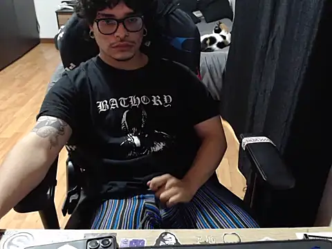 lilgothboy online show from May 15, 2026, 3:24 am