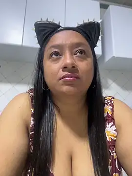 Rachell Carter online show from May 7, 2026, 3:45 am