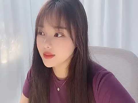 Qingqing19 online show from May 12, 2026, 2:41 am