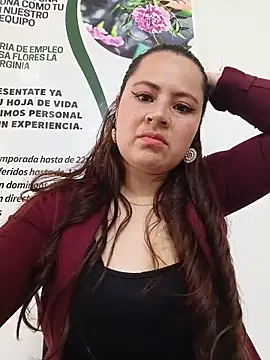 Snapshot of VANESSA__28 chatting on May 22, 2026, 4:23 pm VANESSA 28 online show from May 22, 2026, 4:23 pm