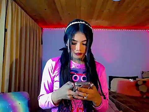 ariam sharlott20 online show from May 11, 2026, 11:13 pm