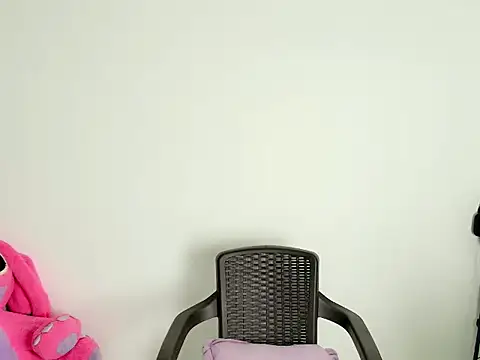 Sexy Dolls18 online show from May 8, 2026, 1:33 am