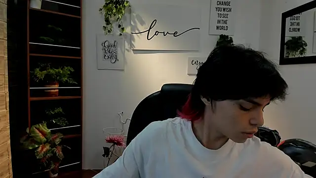 coby cum online show from May 12, 2026, 11:07 am