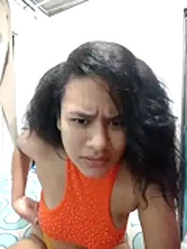 AntonellaMonroew online show from May 9, 2026, 4:50 am