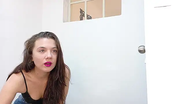 Katia Rose23 online show from May 11, 2026, 6:38 pm