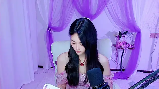 Tili Lucky online show from May 27, 2026, 1:57 am