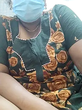 tamilkavitha123 online show from May 12, 2026, 6:16 pm