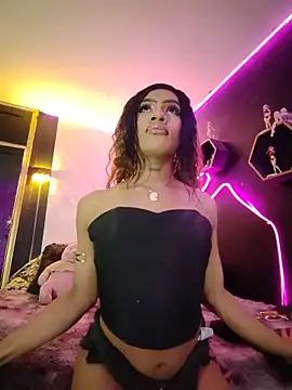 Isis sexy   online show from May 26, 2026, 10:33 am