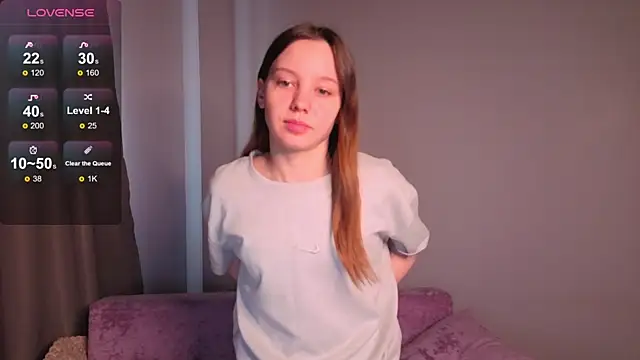 lolytaberry online show from May 12, 2026, 1:36 am