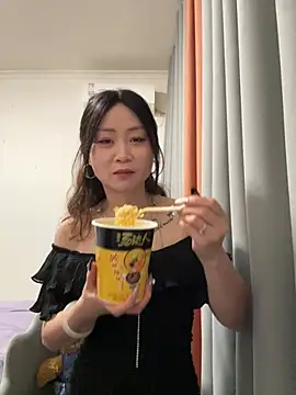 huihui 520 online show from May 15, 2026, 7:04 am