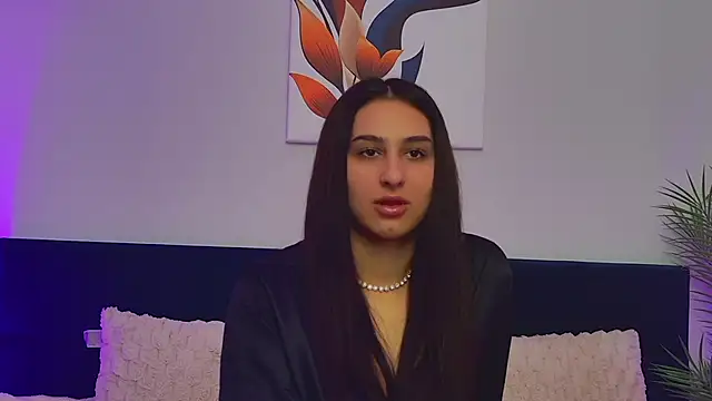 KissInferno online show from May 17, 2026, 2:24 pm