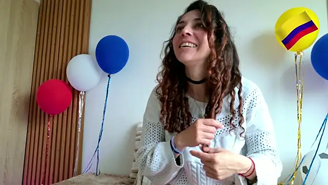 alissonandree online show from June 30, 2026, 5:03 pm