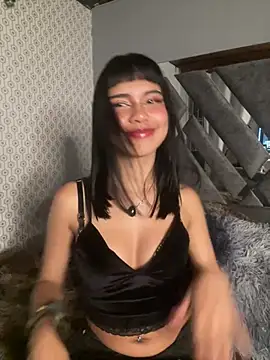 Snapshot of AntonellaCooper_Pink chatting on June 24, 2026, 7:18 am AntonellaCooper Pink online show from June 24, 2026, 7:18 am