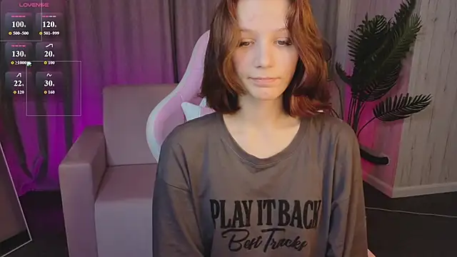 AliceJohansone online show from June 22, 2026, 1:51 am