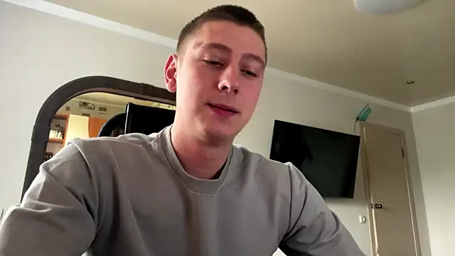 Keksik  online show from May 10, 2026, 4:39 am