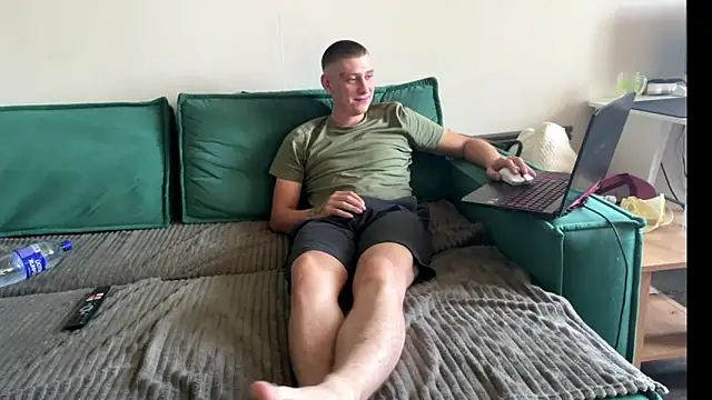 Keksik  online show from July 1, 2026, 7:43 am