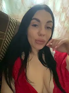 Snapshot of IsabellaJoutes chatting on May 7, 2026, 10:53 am IsabellaJoutes online show from May 7, 2026, 10:53 am