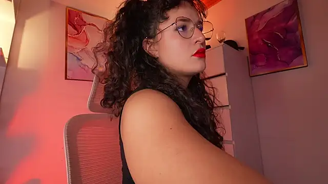 DannaaLovs online show from July 5, 2026, 9:22 pm