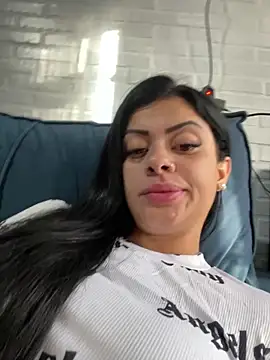belababyy online show from May 21, 2026, 11:17 am