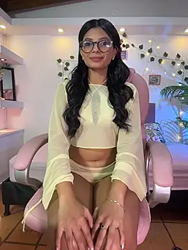isabel space online show from May 11, 2026, 2:23 pm