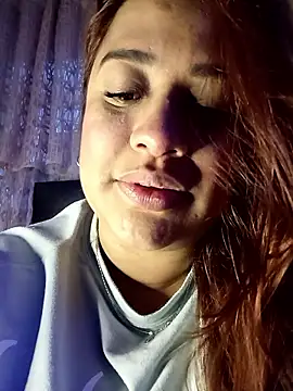 AriaGomez  online show from May 13, 2026, 11:11 pm