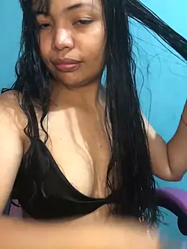 ChanellSweets online show from May 13, 2026, 6:05 pm