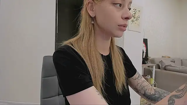 Snapshot of Jane_Bright chatting on March 13, 2025, 9:05 pm Jane Bright online show from March 13, 2025, 9:05 pm