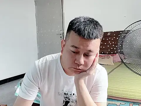 Snapshot of zzj_4718 chatting on May 29, 2026, 8:12 am zzj 4718 online show from May 29, 2026, 8:12 am