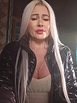 MILFBARBY online show from February 13, 2025, 8:17 am