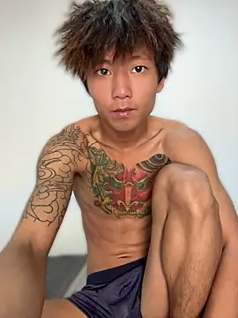 luo-77 online show from May 12, 2026, 12:24 pm