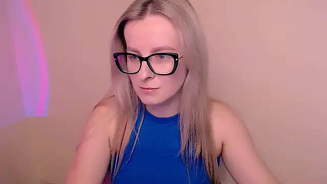 MariaTess  online show from May 14, 2026, 4:03 pm