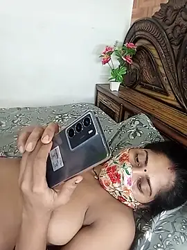 Reshma Hot76 online show from May 11, 2026, 4:59 pm