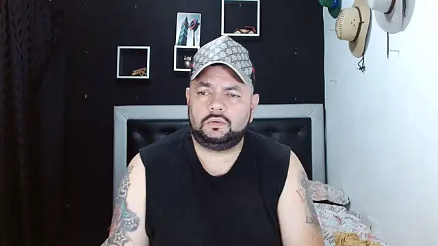 perverseveteranmanxxx online show from February 18, 2025, 3:21 am